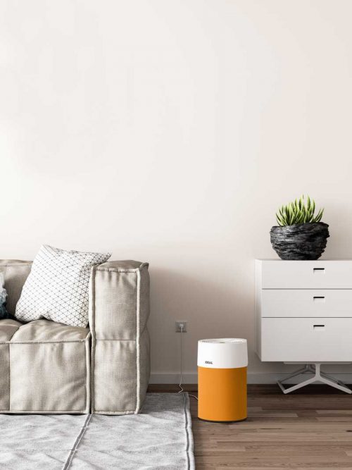 Ideal Luftreiniger AP40 Pro Wohnzimmer mit Textilbezug orange